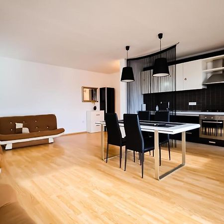 Dor De Mare - Apartments Singapore - Huge Terrace - Seaview - 150M From The Beach ! Năvodari Dış mekan fotoğraf
