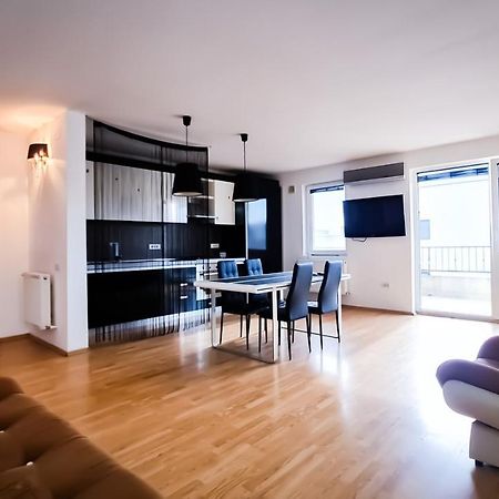 Dor De Mare - Apartments Singapore - Huge Terrace - Seaview - 150M From The Beach ! Năvodari Dış mekan fotoğraf
